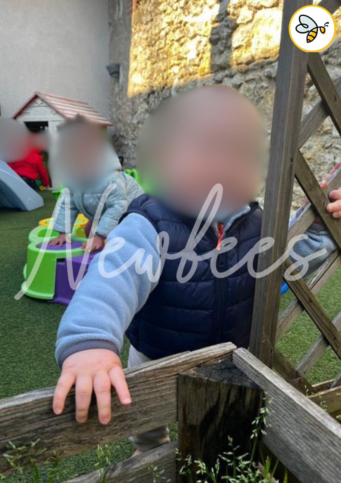 Escalade en bois dans le jardin